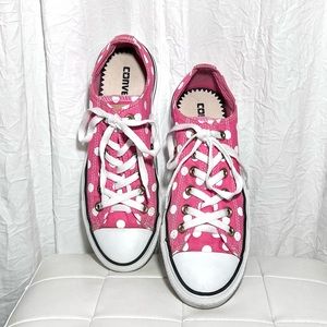Converse Women’s Size 8
